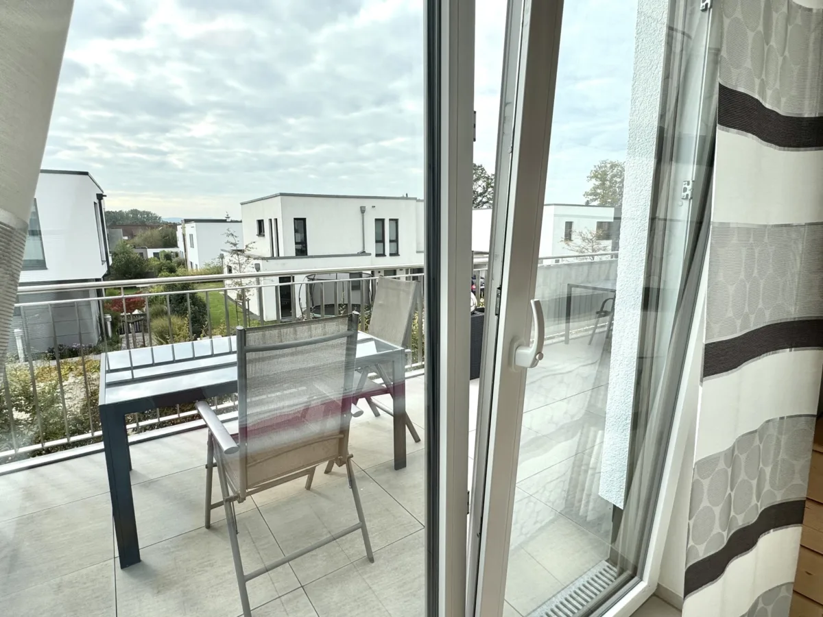 Austritt vom Schlafzimmer auf den Balkon