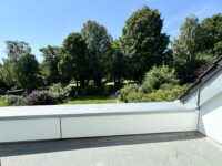 Blick vom Balkon ins Grüne