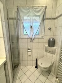 Tageslichtbad mit Dusche