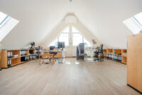 Derzeitiges Homeoffice im im Dachgeschoss (klimatisiert)