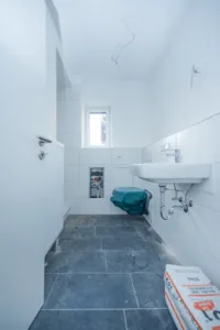 Badezimmer mit Dusche