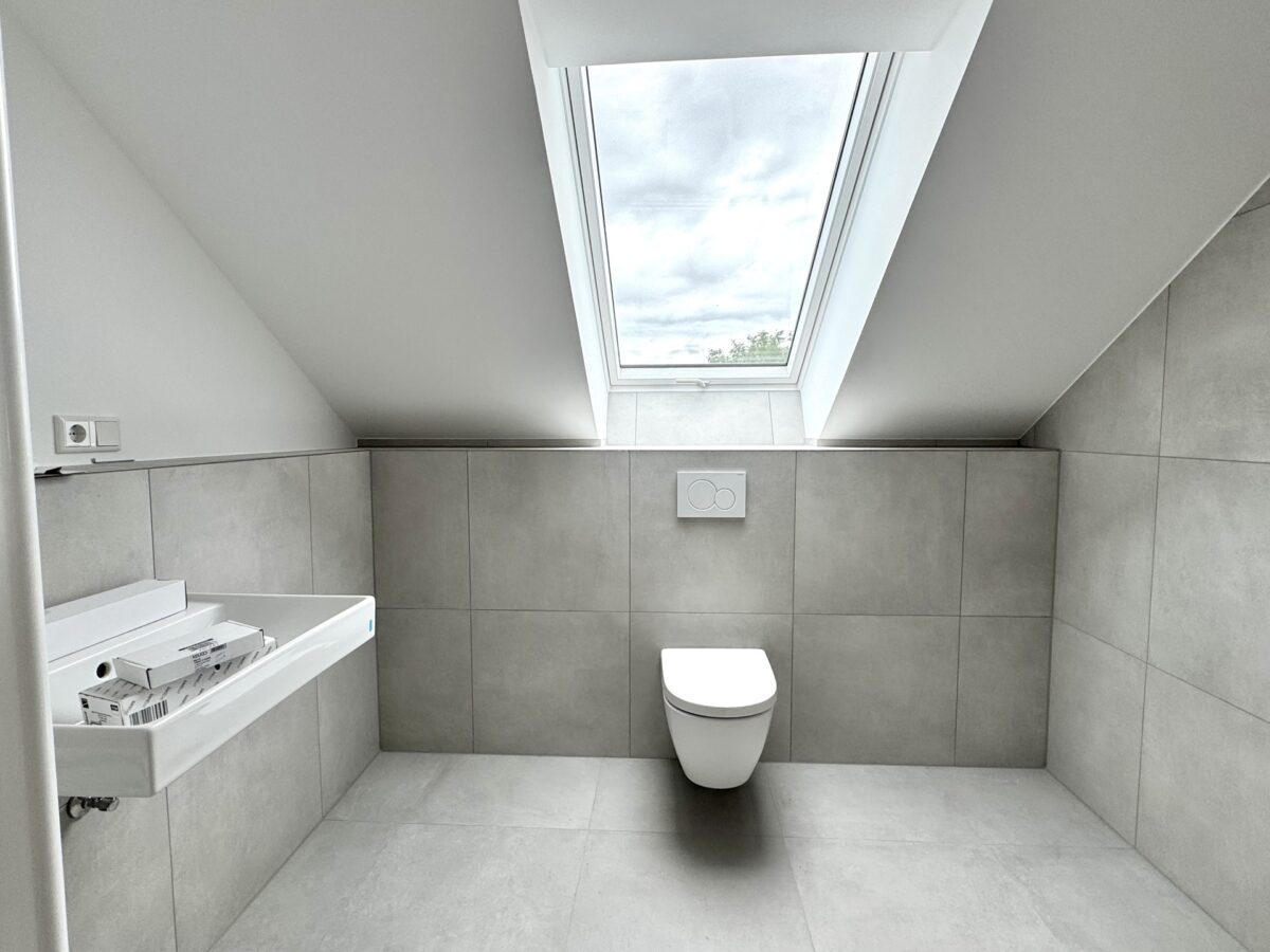 Tageslichtbad mit Dusche