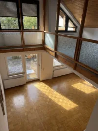 Blick von der Galerie in den Wohnbereich