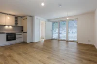 Wohn-/Schlafzimmer mit Küche