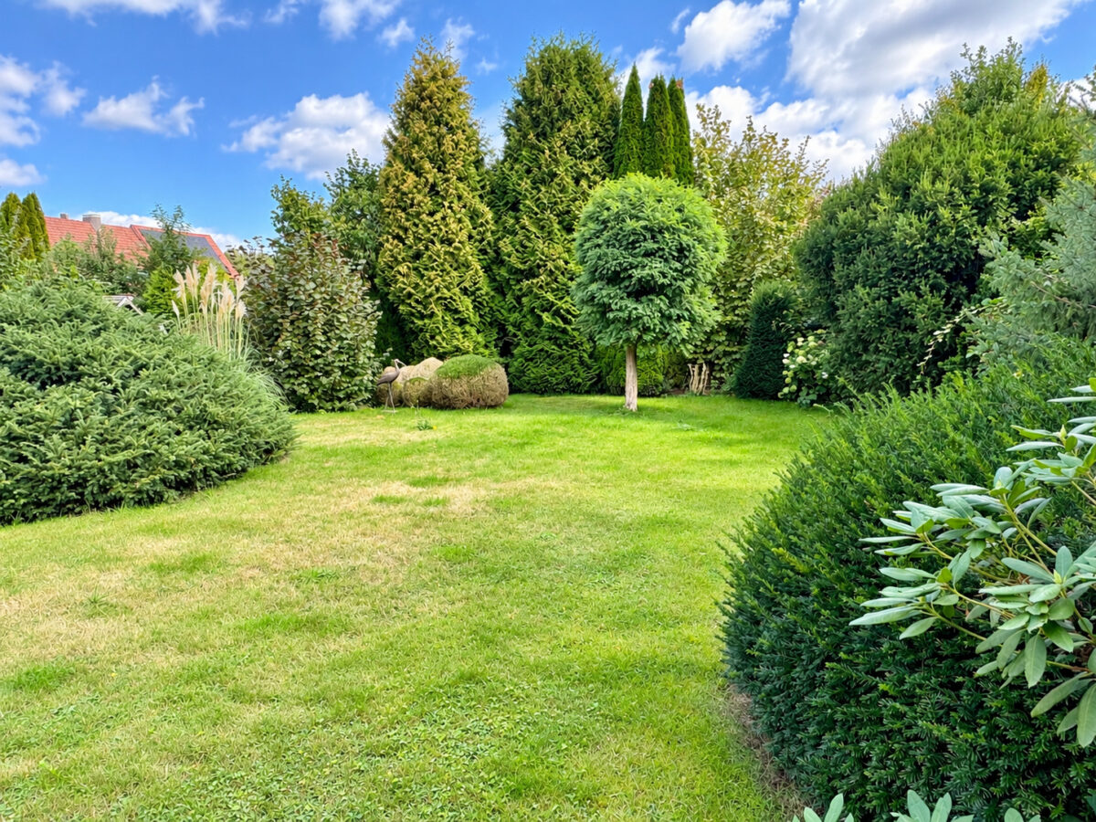 Großzügiger Garten