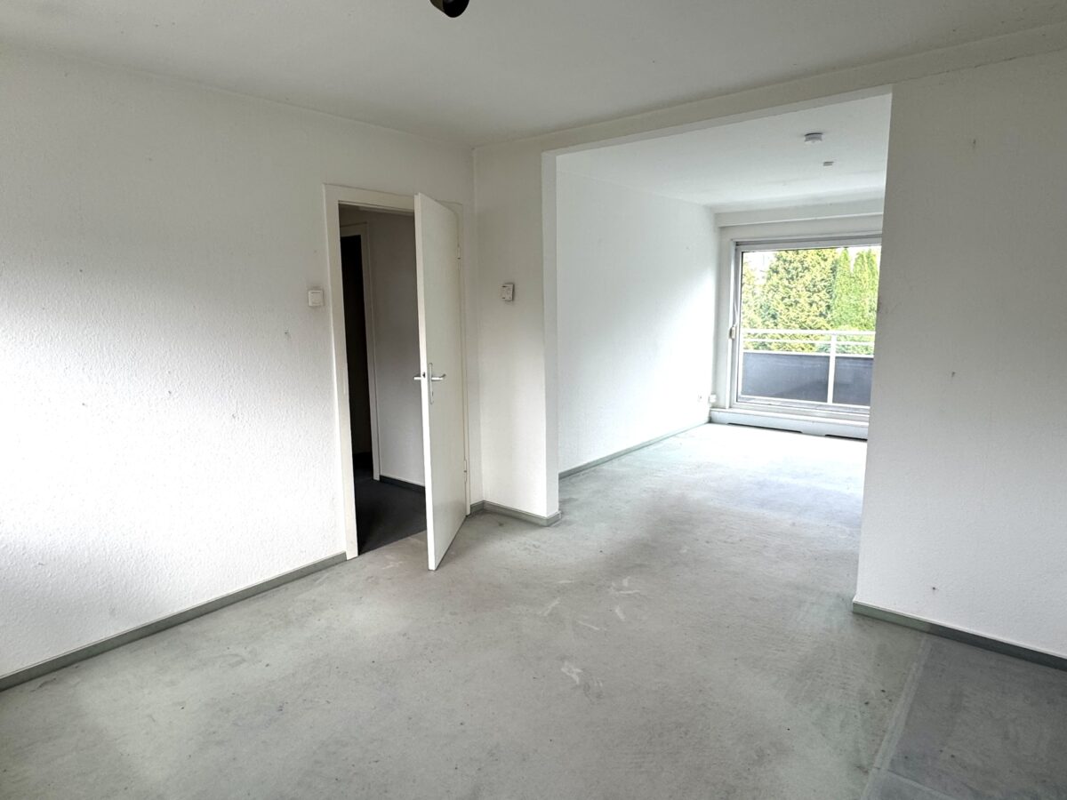 Wohn-/Esszimmer DG
