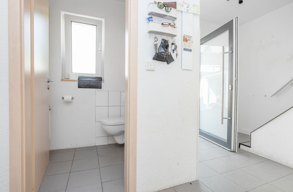 Eingangsbereich mit Gäste-WC