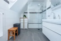 Tageslichtbad mit Dusche
