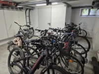 Fahrradkeller mit Kelleraußentreppe